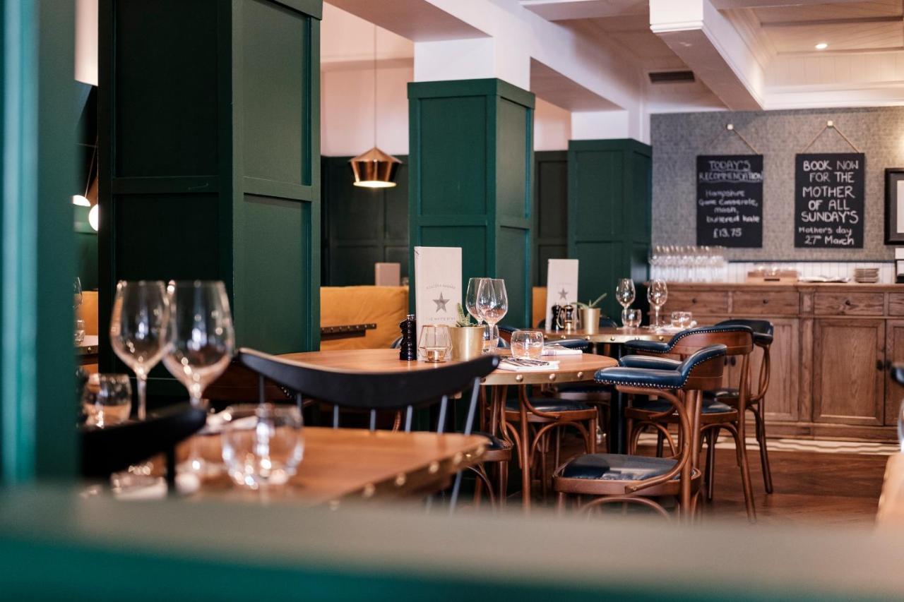 סאות'המפטון The White Star Tavern מראה חיצוני תמונה